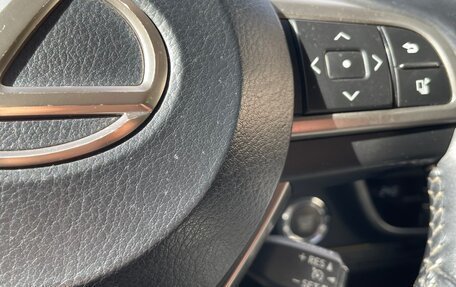 Lexus RX IV рестайлинг, 2016 год, 3 250 000 рублей, 32 фотография