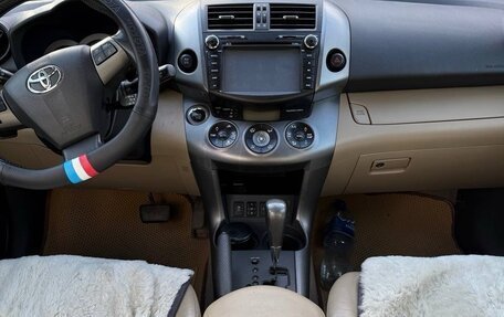 Toyota RAV4, 2011 год, 1 300 000 рублей, 12 фотография