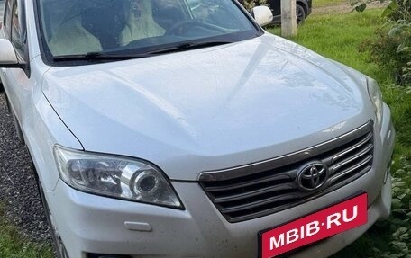 Toyota RAV4, 2011 год, 1 300 000 рублей, 1 фотография