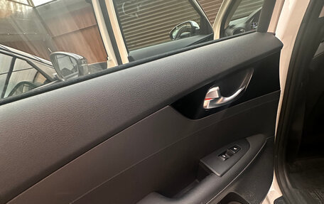KIA Cerato IV, 2019 год, 2 290 000 рублей, 22 фотография