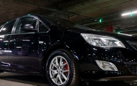 Opel Astra J, 2010 год, 670 000 рублей, 6 фотография