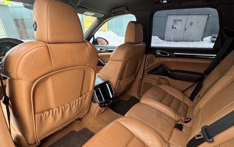 Porsche Cayenne III, 2015 год, 3 850 000 рублей, 7 фотография