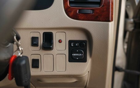 Toyota Ipsum II, 2002 год, 725 000 рублей, 15 фотография