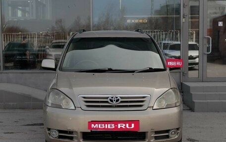 Toyota Ipsum II, 2002 год, 725 000 рублей, 2 фотография