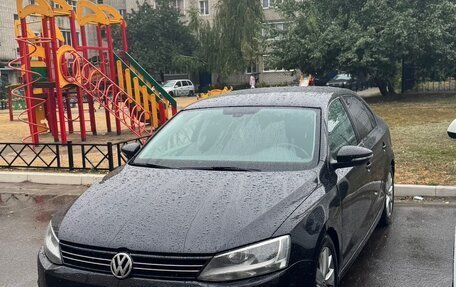 Volkswagen Jetta VI, 2013 год, 1 295 000 рублей, 2 фотография