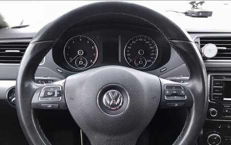 Volkswagen Jetta VI, 2013 год, 1 295 000 рублей, 3 фотография
