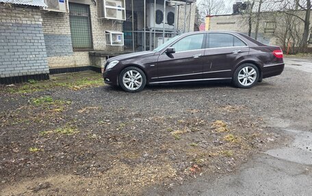 Mercedes-Benz E-Класс, 2010 год, 1 350 000 рублей, 10 фотография