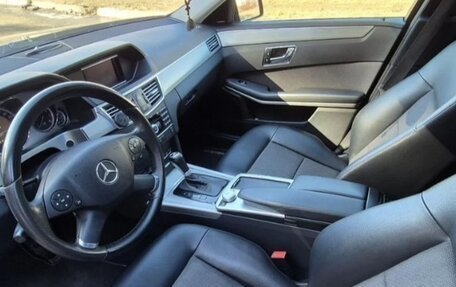 Mercedes-Benz E-Класс, 2010 год, 1 350 000 рублей, 15 фотография