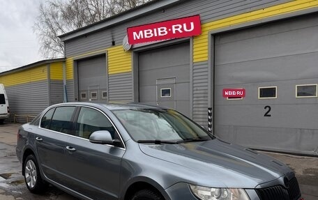 Skoda Superb III рестайлинг, 2012 год, 850 000 рублей, 2 фотография