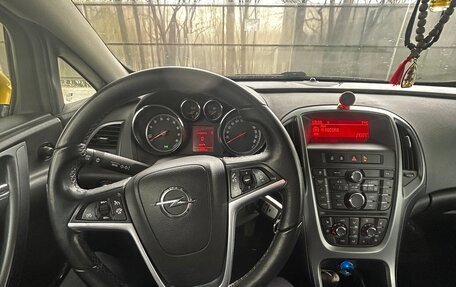 Opel Astra J, 2012 год, 790 000 рублей, 11 фотография