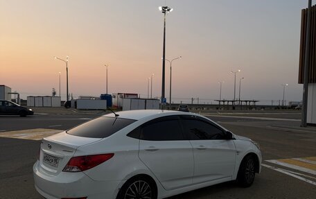 Hyundai Solaris II рестайлинг, 2014 год, 725 000 рублей, 2 фотография