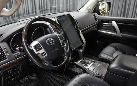 Toyota Land Cruiser 200, 2012 год, 3 698 000 рублей, 17 фотография