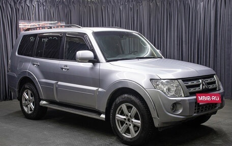 Mitsubishi Pajero IV, 2011 год, 1 998 000 рублей, 3 фотография