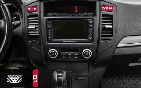 Mitsubishi Pajero IV, 2011 год, 1 998 000 рублей, 15 фотография