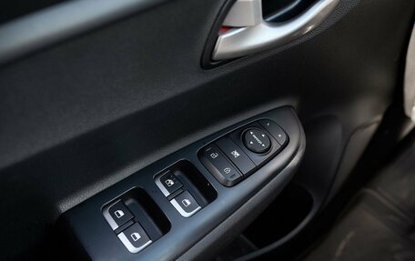 KIA Rio IV, 2021 год, 1 687 000 рублей, 13 фотография