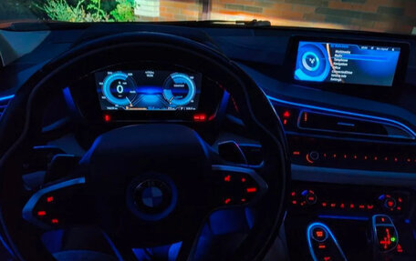 BMW i8 I рестайлинг, 2015 год, 6 500 000 рублей, 9 фотография
