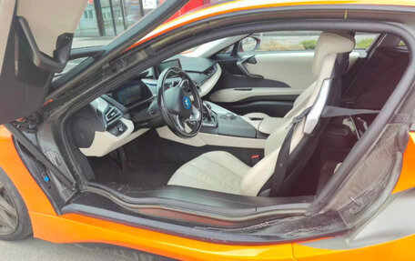 BMW i8 I рестайлинг, 2015 год, 6 500 000 рублей, 7 фотография
