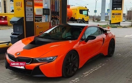 BMW i8 I рестайлинг, 2015 год, 6 500 000 рублей, 3 фотография