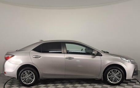 Toyota Corolla, 2018 год, 1 780 000 рублей, 4 фотография