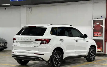 Skoda Karoq I, 2023 год, 1 690 017 рублей, 5 фотография