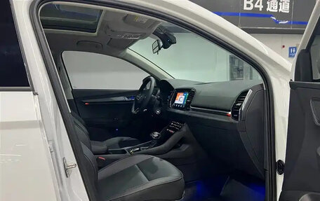 Skoda Karoq I, 2023 год, 1 690 017 рублей, 10 фотография