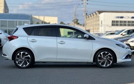 Toyota Auris II, 2017 год, 997 000 рублей, 7 фотография