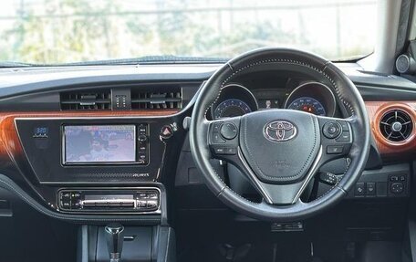 Toyota Auris II, 2017 год, 997 000 рублей, 12 фотография