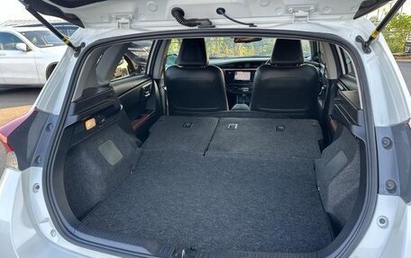 Toyota Auris II, 2017 год, 997 000 рублей, 27 фотография