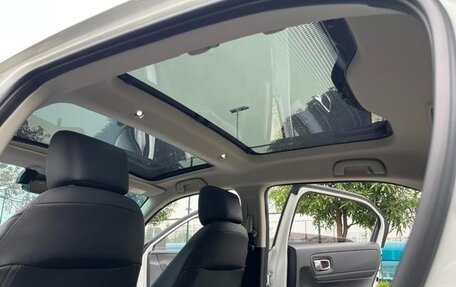 Honda Vezel, 2023 год, 1 650 000 рублей, 21 фотография