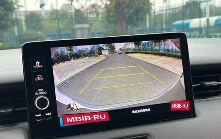 Honda Vezel, 2023 год, 1 650 000 рублей, 20 фотография