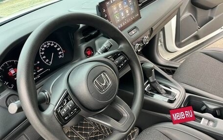 Honda Vezel, 2023 год, 1 650 000 рублей, 18 фотография