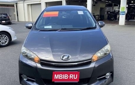 Toyota Wish II, 2016 год, 1 204 000 рублей, 2 фотография