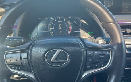 Lexus UX I, 2020 год, 2 570 000 рублей, 3 фотография