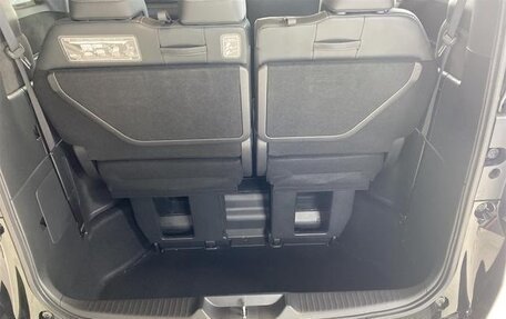 Honda Stepwgn, 2023 год, 1 870 000 рублей, 16 фотография