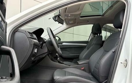 Skoda Superb III рестайлинг, 2022 год, 1 570 000 рублей, 8 фотография