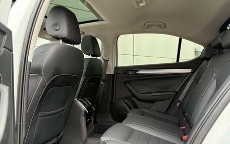 Skoda Superb III рестайлинг, 2022 год, 1 570 000 рублей, 9 фотография