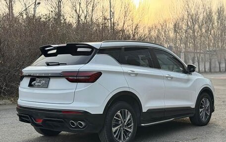 Geely Coolray I, 2022 год, 1 050 000 рублей, 4 фотография
