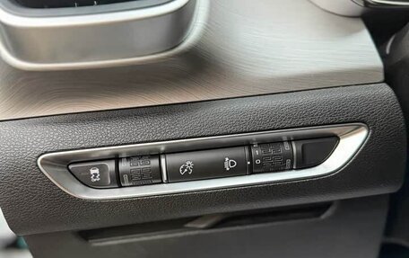 Geely Coolray I, 2022 год, 1 050 000 рублей, 9 фотография