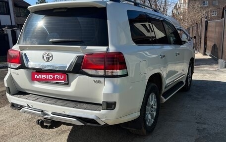 Toyota Land Cruiser 200, 2020 год, 7 800 000 рублей, 5 фотография