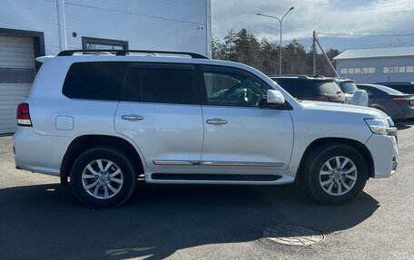 Toyota Land Cruiser 200, 2020 год, 7 800 000 рублей, 10 фотография