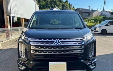 Mitsubishi Delica D:5 I, 2022 год, 2 512 000 рублей, 2 фотография