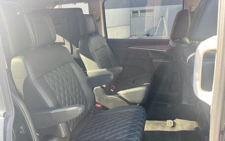 Mitsubishi Delica D:5 I, 2022 год, 2 512 000 рублей, 18 фотография