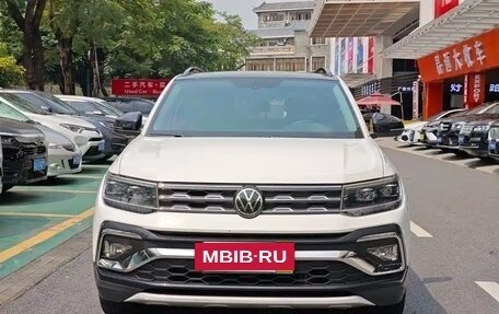 Volkswagen T-Cross I, 2023 год, 1 830 000 рублей, 2 фотография