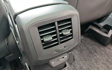 Volkswagen T-Cross I, 2023 год, 1 830 000 рублей, 19 фотография