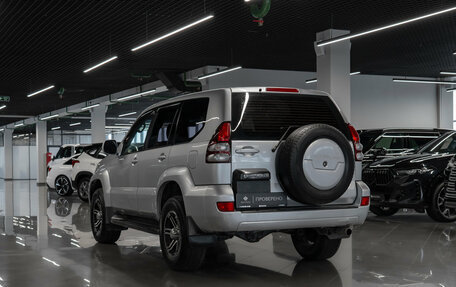 Toyota Land Cruiser Prado 120 рестайлинг, 2008 год, 2 100 000 рублей, 5 фотография