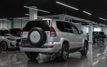 Toyota Land Cruiser Prado 120 рестайлинг, 2008 год, 2 100 000 рублей, 4 фотография