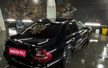 Mercedes-Benz E-Класс, 2003 год, 950 000 рублей, 3 фотография