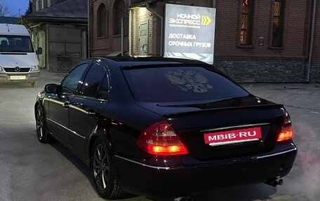 Mercedes-Benz E-Класс, 2003 год, 950 000 рублей, 14 фотография