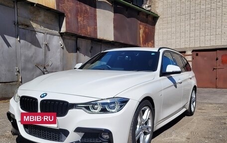 BMW 3 серия, 2017 год, 1 900 000 рублей, 3 фотография