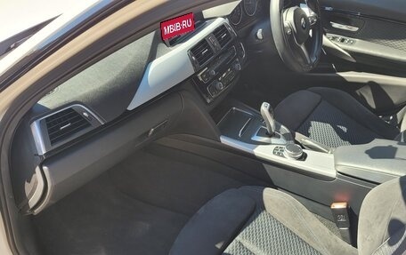 BMW 3 серия, 2017 год, 1 900 000 рублей, 10 фотография